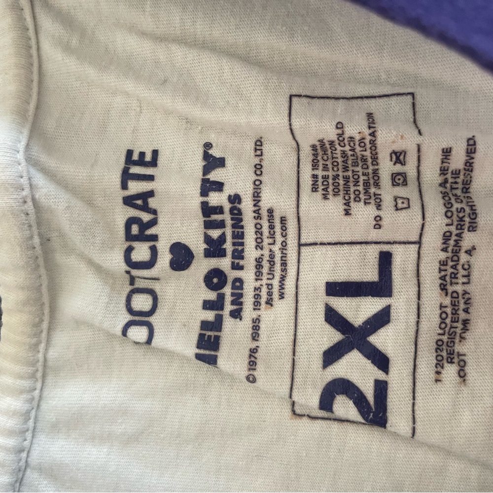 Hello Kitty 2XL Cream Shirt
